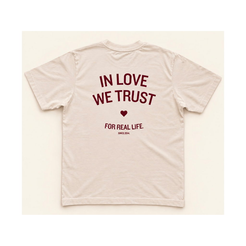 ICONIC TEE